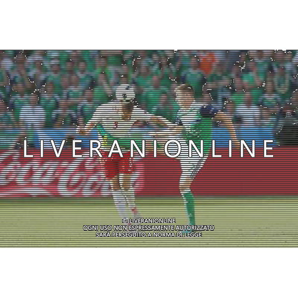 NICEA 12.06.2016 MECZ I RUNDA GRUPA C MISTRZOSTW EUROPY 2016: POLSKA - IRLANDIA POLNOCNA --- FIRST ROUND GROUP C UEFA EURO 2016 MATCH IN NICE: POLAND - NORTHERN IRELAND ARTUR JEDRZEJCZYK PADDY MCNAIR FOT. PIOTR KUCZA/NEWSPIX.PL --- Newspix.pl / AGENZIA ALDO LIVERANI SAS - ITALY ONLY EDITORIAL USE ONLY / AGENZIA ALDO LIVERANI SAS - ITALY ONLY EDITORIAL USE ONLY - Polonia - Irlanda del Nord UEFA Francia EURO 2016 Final Tournament Group Stage C Nizza - 12.06.2016