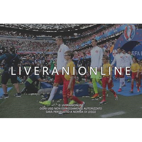 12.06.2016 NICEA, FRANCJA (NICE, FRANCE) PILKA NOZNA (FOOTBALL) UEFA EURO 2016 MISTRZOSTWA EUROPY W PILCE NOZNEJ (UEFA EURO 2016) GRUPA C (GROUP C) MECZ POLSKA - IRLANDIA POLNOCNA (GAME POLAND - NORTHERN IRELAND) NZ ROBERT LEWANDOWSKI, WOJCIECH SZCZESNY FOTO LUKASZ GROCHALA/CYFRASPORT / NEWSPIX.PL --- Newspix.pl / AGENZIA ALDO LIVERANI SAS - ITALY ONLY EDITORIAL USE ONLY / AGENZIA ALDO LIVERANI SAS - ITALY ONLY EDITORIAL USE ONLY - Polonia - Irlanda del Nord UEFA Francia EURO 2016 Final Tournament Group Stage C Nizza - 12.06.2016
