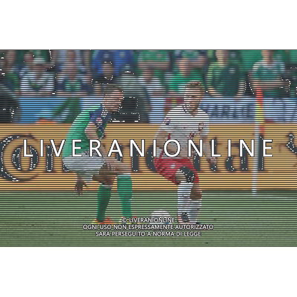 NICEA 12.06.2016 MECZ I RUNDA GRUPA C MISTRZOSTW EUROPY 2016: POLSKA - IRLANDIA POLNOCNA --- FIRST ROUND GROUP C UEFA EURO 2016 MATCH IN NICE: POLAND - NORTHERN IRELAND JONNY EVANS JAKUB BLASZCZYKOWSKI FOT. PIOTR KUCZA/NEWSPIX.PL --- Newspix.pl / AGENZIA ALDO LIVERANI SAS - ITALY ONLY EDITORIAL USE ONLY - Polonia - Irlanda del Nord UEFA Francia EURO 2016 Final Tournament Group Stage C Nizza - 12.06.2016