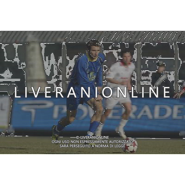 Coppa ita serie C 2004/05 Semifinale: Rimini - Frosinone foto:S:Rosa/Liverani nella foto: Aquino - Frosinone AGENZIA ALDO LIVERANI S A S