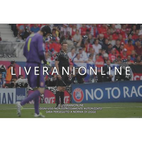 TULUZA 13.06.2016 MECZ I RUNDA GRUPA D MISTRZOSTW EUROPY 2016: HISZPANIA - CZECHY 1:0 --- FIRST ROUND GROUP D UEFA EURO 2016 MATCH IN TOULOUSE: SPAIN - CZECH REPUBLIC 1:0 PAWEL RACZKOWSKI - ARBITRO FOT. PIOTR KUCZA/NEWSPIX.PL --- Newspix.pl / AGENZIA ALDO LIVERANI SAS - ITALY ONLY EDITORIAL USE ONLY - Spagna - Repubblica Ceca UEFA Francia EURO 2016 Final Tournament Group Stage D Tolosa - 13.06.2016