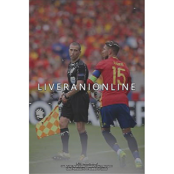 TULUZA 13.06.2016 MECZ I RUNDA GRUPA D MISTRZOSTW EUROPY 2016: HISZPANIA - CZECHY 1:0 --- FIRST ROUND GROUP D UEFA EURO 2016 MATCH IN TOULOUSE: SPAIN - CZECH REPUBLIC 1:0 - ARBITRO TOMASZ LISTKIEWICZ SERGIO RAMOS FOT. PIOTR KUCZA/NEWSPIX.PL --- Newspix.pl / AGENZIA ALDO LIVERANI SAS - ITALY ONLY EDITORIAL USE ONLY - Spagna - Repubblica Ceca UEFA Francia EURO 2016 Final Tournament Group Stage D Tolosa - 13.06.2016
