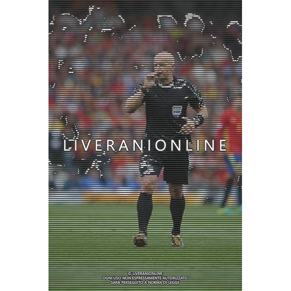 TULUZA 13.06.2016 MECZ I RUNDA GRUPA D MISTRZOSTW EUROPY 2016: HISZPANIA - CZECHY 1:0 --- FIRST ROUND GROUP D UEFA EURO 2016 MATCH IN TOULOUSE: SPAIN - CZECH REPUBLIC 1:0 SZYMON MARCINIAK - ARBITRO FOT. PIOTR KUCZA/NEWSPIX.PL --- Newspix.pl / AGENZIA ALDO LIVERANI SAS - ITALY ONLY EDITORIAL USE ONLY - Spagna - Repubblica Ceca UEFA Francia EURO 2016 Final Tournament Group Stage D Tolosa - 13.06.2016