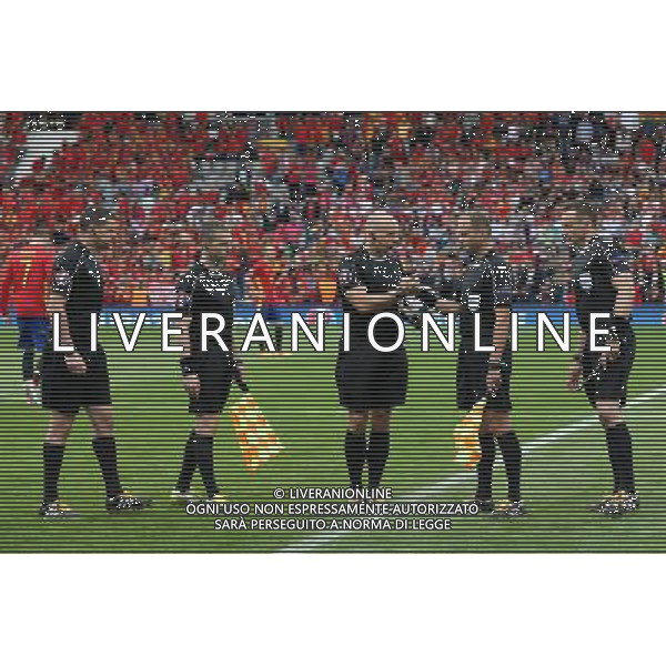 TULUZA 13.06.2016 MECZ I RUNDA GRUPA D MISTRZOSTW EUROPY 2016: HISZPANIA - CZECHY --- FIRST ROUND GROUP D UEFA EURO 2016 MATCH IN TOULOUSE: SPAIN - CZECH REPUBLIC TOMASZ MUSIAL TOMASZ LISTKIEWICZ SZYMON MARCINIAK PAWEL SOKOLNICKI PAWEL RACZKOWSKI - ARBITRO FOT. PIOTR KUCZA/NEWSPIX.PL --- Newspix.pl / AGENZIA ALDO LIVERANI SAS - ITALY ONLY EDITORIAL USE ONLY - Spagna - Repubblica Ceca UEFA Francia EURO 2016 Final Tournament Group Stage D Tolosa - 13.06.2016