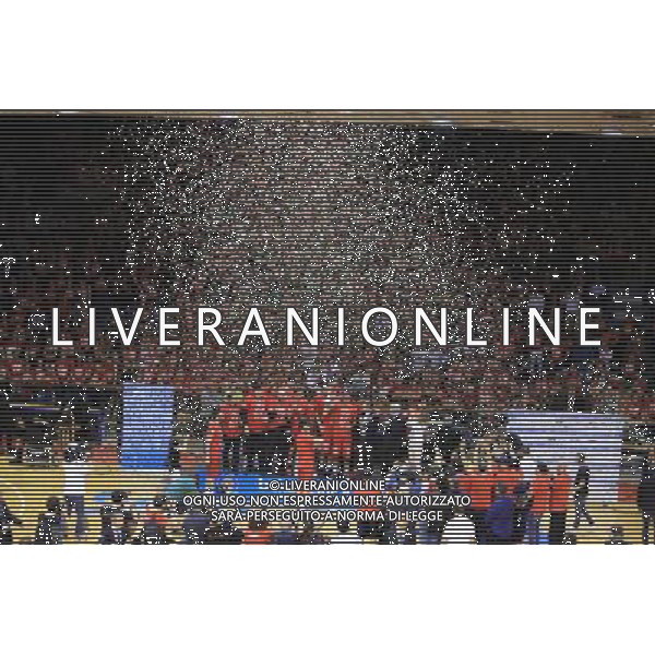 GrissinBon Reggio Emilia - EA7 Olimpia Milano finale Scudetto PlayOff Gara 6 PalaBigi 13 Giugno 2016 nella foto Esultanza e festeggiamenti a fine gara per la vittoria del 27¡ Scudetto Milano - Premiazione © / AGENZIA ALDO LIVERANI SAS