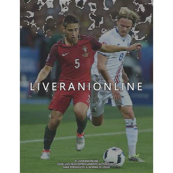 UEFA Francia EURO 2016 Final Tournament Group Stage F Saint-Etienne - 14.06.2016 Portogallo-Islanda Nella Foto:bjarnason raphael guerreiro /Ph.Vitez-Ag. Aldo Liverani