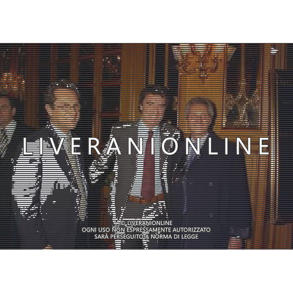 MILANO 17-12-1998 HOTEL PRINCIPE DI SAVOIA FESTA NATALIZIA DELLA LEGA NAZIONALE CALCIO NELLA FOTO JULIO VELASCO CON DINO ZOFF E SERGIO CRAGNOTTI AG ALDO LIVERANI SAS
