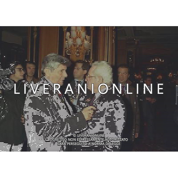 MILANO 17-12-1998 HOTEL PRINCIPE DI SAVOIA FESTA NATALIZIA DELLA LEGA NAZIONALE CALCIO NELLA FOTO LUCIANO NIZZOLA E VITTORIO CHIUSANO AG ALDO LIVERANI SAS