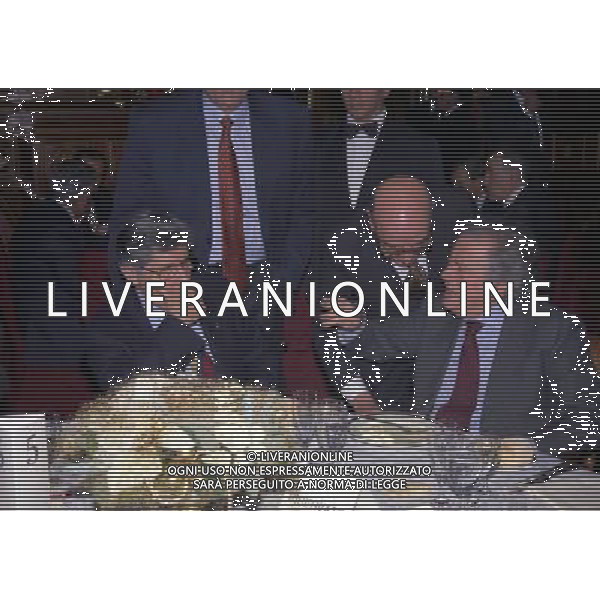 MILANO 17-12-1998 HOTEL PRINCIPE DI SAVOIA FESTA NATALIZIA DELLA LEGA NAZIONALE CALCIO NELLA FOTO LUCIANO NIZZOLA E FEDERICO SORDILLO AG ALDO LIVERANI SAS