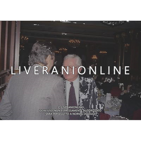 MILANO 17-12-1998 HOTEL PRINCIPE DI SAVOIA FESTA NATALIZIA DELLA LEGA NAZIONALE CALCIO NELLA FOTO MASSIMO MORATTI CON VITTORIO CHIUSANO AG ALDO LIVERANI SAS