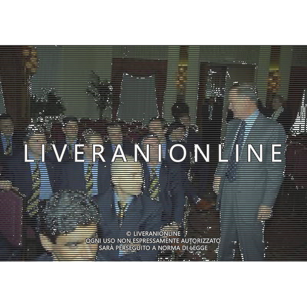 MILANO 17-12-1998 HOTEL PRINCIPE DI SAVOIA FESTA NATALIZIA DELLA LEGA NAZIONALE CALCIO NELLA FOTO SERGIO CAMPANA CON GLI ARBITRI AG ALDO LIVERANI SAS
