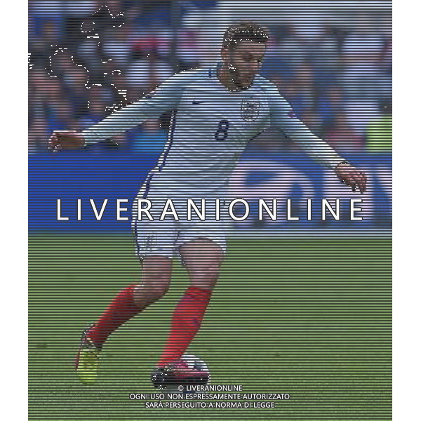UEFA Francia EURO 2016 Final Tournament Group Stage B Lens - 16.06.2016 Inghilterra-Galles Nella Foto:Lallana Adam /Ph.Vitez-Ag. Aldo Liverani