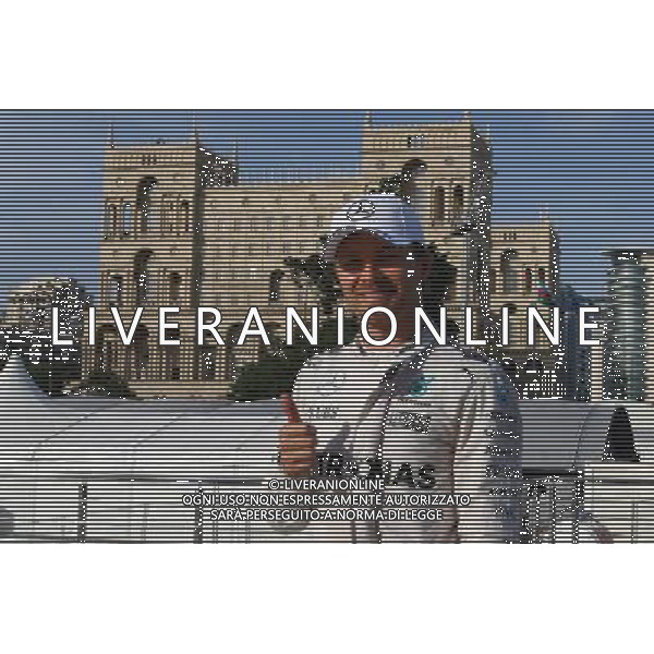 Pole for Nico Rosberg (GER) Mercedes AMG Petronas F1 W07. 18.06.2016. Formula 1 World Championship, Rd 8, European Grand Prix, Baku Street Circuit, Azerbaijan, Qualifying Day. AG ALDO LIVERANI SAS ONLY ITALY