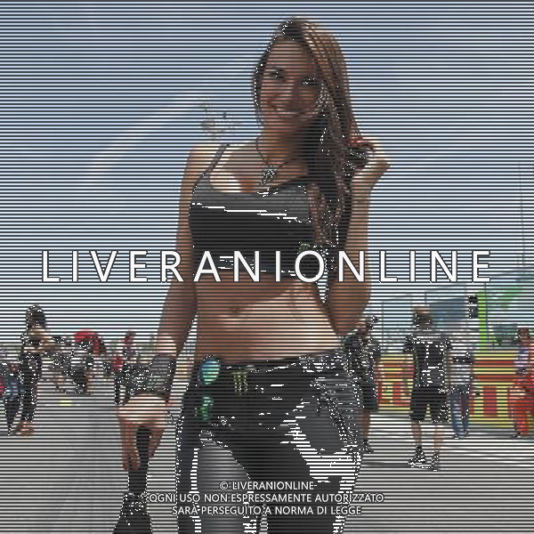 Campionato Mondiale Superbike, Pirelli Riviera di Rimini, Round 8, Misano 18/06/2016, nella foto: UMBRELLA GIRLS, OMBRELLINE, ©C.ZAMAGNI/AGENZIA ALDO LIVERANI S.A.S