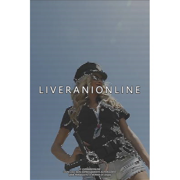 Campionato Mondiale Superbike, Pirelli Riviera di Rimini, Round 8, Misano 18/06/2016, nella foto: UMBRELLA GIRL, OMBRELLINA, ©C.ZAMAGNI/AGENZIA ALDO LIVERANI S.A.S