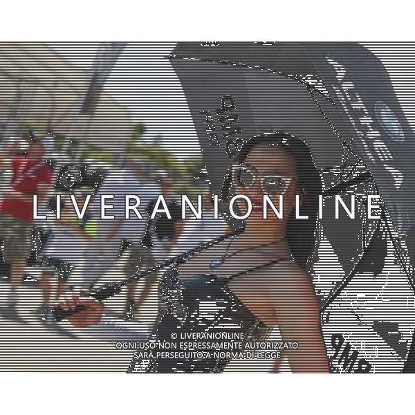 Campionato Mondiale Superbike, Pirelli Riviera di Rimini, Round 8, Misano 18/06/2016, nella foto: UMBRELLA GIRL, OMBRELLINA, ©C.ZAMAGNI/AGENZIA ALDO LIVERANI S.A.S