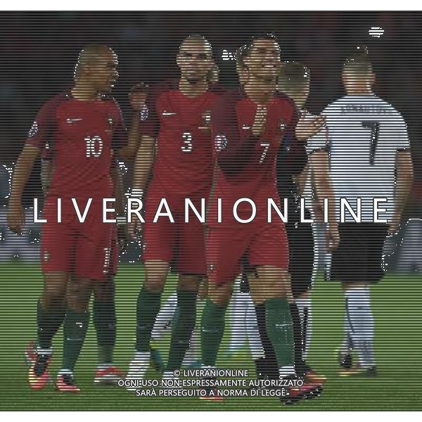 UEFA Francia EURO 2016 Final Tournament Group Stage F Parigi - 18.06.2016 Portogallo-Austria Nella Foto:ronaldo protesta con rizzoli /Ph.Vitez-Ag. Aldo Liverani