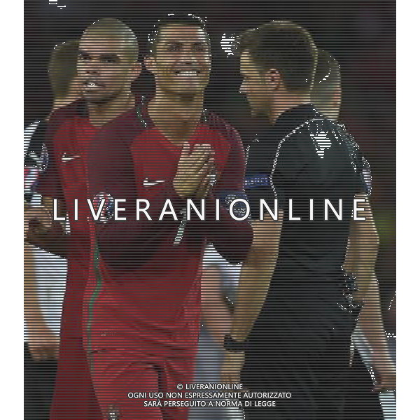 UEFA Francia EURO 2016 Final Tournament Group Stage F Parigi - 18.06.2016 Portogallo-Austria Nella Foto:ronaldo protesta con rizzoli /Ph.Vitez-Ag. Aldo Liverani