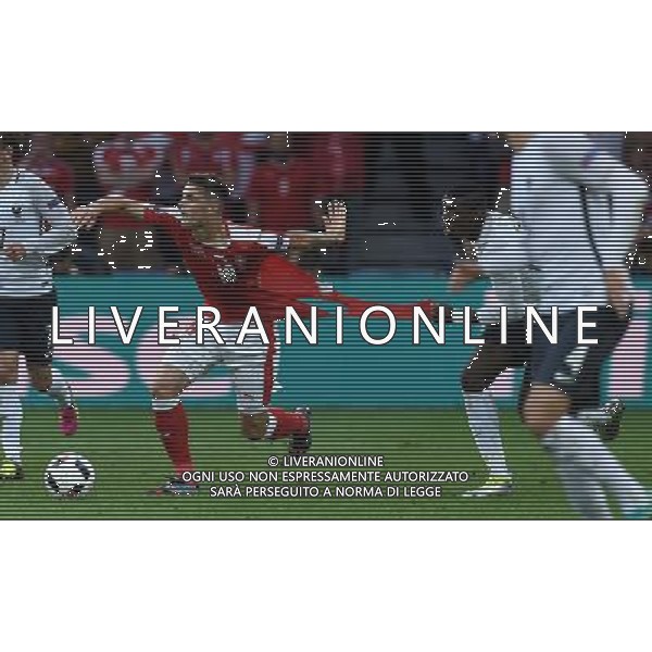 UEFA Francia EURO 2016 Final Tournament Group Stage A Lille - 19.06.2016 Svizzera-Francia Nella Foto:pogba strappa la maglia a xhaka /Ph.Vitez-Ag. Aldo Liverani