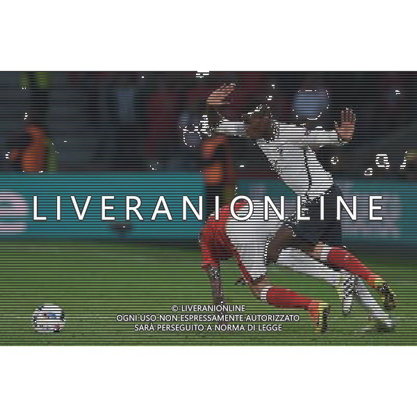 UEFA Francia EURO 2016 Final Tournament Group Stage A Lille - 19.06.2016 Svizzera-Francia Nella Foto:pogba behrami /Ph.Vitez-Ag. Aldo Liverani