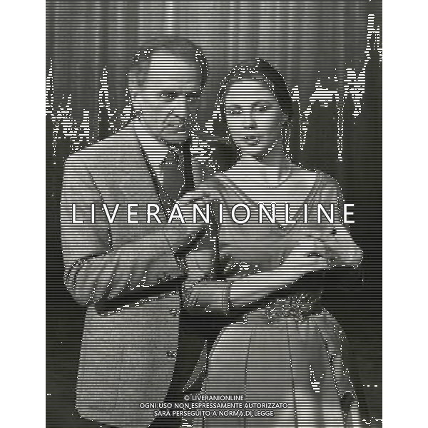Ottavia Piccolo attrice italiana - Retrospettiva nella foto con Massimo Girotti © ARCHIVIO / AGENZIA ALDO LIVERANI SAS