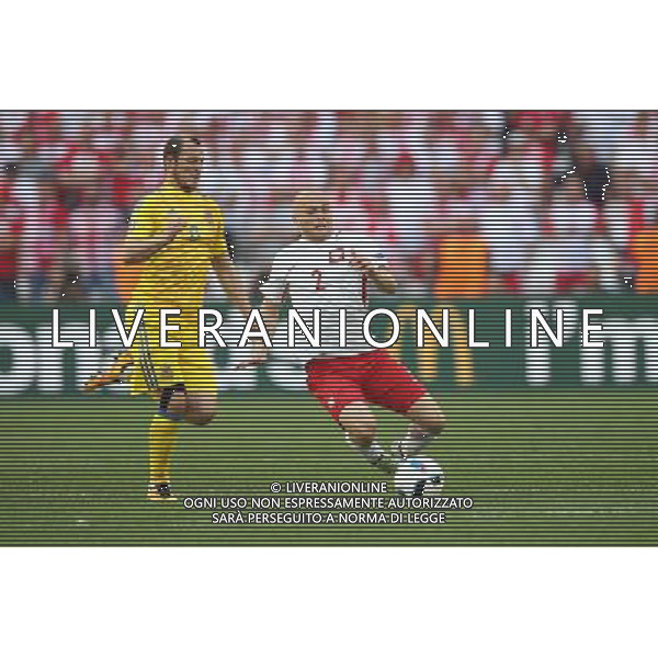 21.06.2016 MARSYLIA STADE VELODROME (MARSEILLE, FRANCE) PILKA NOZNA (FOOTBALL) UEFA EURO 2016 MISTRZOSTWA EUROPY W PILCE NOZNEJ (UEFA EURO 2016) GRUPA C (GROUP C) MECZ UKRAINA - POLSKA (UKRAINE - POLAND) NZ MICHAL PAZDAN, ROMAN ZOZULYA FOTO LUKASZ GROCHALA/CYFRASPORT / NEWSPIX.PL --- Newspix.pl / NEWSPIX.PL --- Newspix.pl/ AGENZIA ALDO LIVERANI SAS Ucraina - Polonia UEFA Francia EURO 2016 Final Tournament Group Stage C Marsiglia - 21.06.2016- ITALY ONLY EDITORIAL USE ONLY