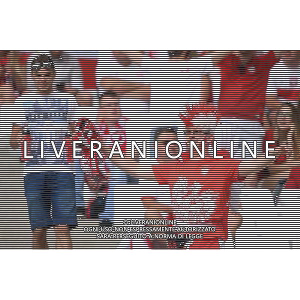 21.06.2016 MARSYLIA STADE VELODROME ( MARSEILLE FRANCE ) PILKA NOZNA ( FOOTBALL ) UEFA EURO 2016 MISTRZOSTWA EUROPY W PILCE NOZNEJ ( UEFA EURO 2016 ) GRUPA C ( GROUP C ) MECZ UKRAINA - POLSKA ( UKRAINE - POLAND ) NZ KIBICE REPREZENTACJI POLSKI FOTO MICHAL STANCZYK / CYFRASPORT / NEWSPIX.PL --- Newspix.pl/ AGENZIA ALDO LIVERANI SAS Ucraina - Polonia UEFA Francia EURO 2016 Final Tournament Group Stage C Marsiglia - 21.06.2016- ITALY ONLY EDITORIAL USE ONLY