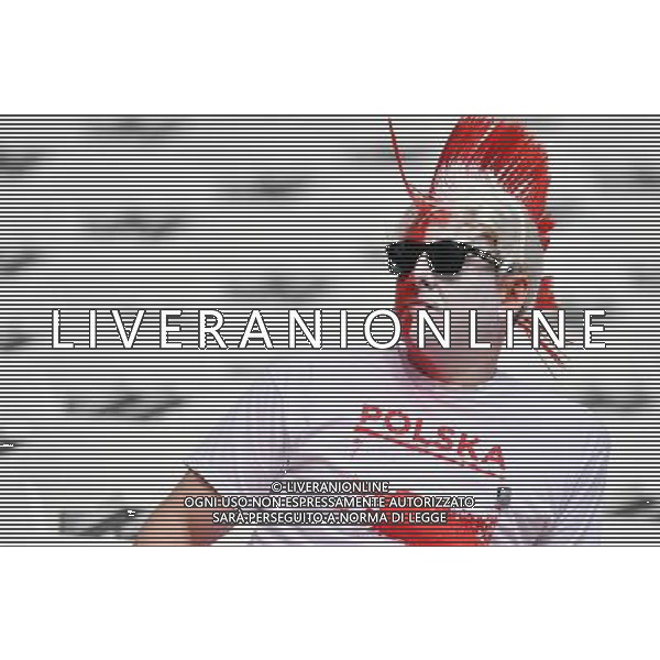 2016.06.21 Marsylia Marseille Pilka nozna Euro 2016 mecz grupy C Ukraina - Polska N/z Kibic Kibice Polski Foto Norbert Barczyk / PressFocus 2016.06.21 Marsylia Marseille Football UEFA Euro 2016 group C game between Ukraine and Poland Kibic Kibice Polski Credit: Norbert Barczyk / PressFocus / NEWSPIX.PL --- Newspix.pl/ AGENZIA ALDO LIVERANI SAS Ucraina - Polonia UEFA Francia EURO 2016 Final Tournament Group Stage C Marsiglia - 21.06.2016- ITALY ONLY EDITORIAL USE ONLY