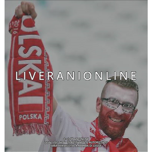 2016.06.21 Marsylia Marseille Pilka nozna Euro 2016 mecz grupy C Ukraina - Polska N/z Kibic Kibice Polski Foto Norbert Barczyk / PressFocus 2016.06.21 Marsylia Marseille Football UEFA Euro 2016 group C game between Ukraine and Poland Kibic Kibice Polski Credit: Norbert Barczyk / PressFocus / NEWSPIX.PL --- Newspix.pl/ AGENZIA ALDO LIVERANI SAS Ucraina - Polonia UEFA Francia EURO 2016 Final Tournament Group Stage C Marsiglia - 21.06.2016- ITALY ONLY EDITORIAL USE ONLY