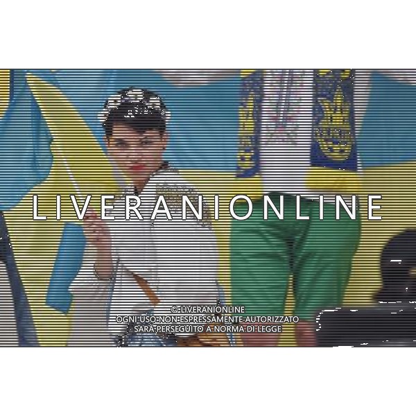 2016.06.21 Marsylia Marseille Pilka nozna Euro 2016 mecz grupy C Ukraina - Polska N/z Kibic kibice kibicka fanka Ukrainy Foto Norbert Barczyk / PressFocus 2016.06.21 Marsylia Marseille Football UEFA Euro 2016 group C game between Ukraine and Poland Kibic kibice kibicka fanka Ukrainy Credit: Norbert Barczyk / PressFocus / NEWSPIX.PL --- Newspix.pl/ AGENZIA ALDO LIVERANI SAS Ucraina - Polonia UEFA Francia EURO 2016 Final Tournament Group Stage C Marsiglia - 21.06.2016- ITALY ONLY EDITORIAL USE ONLY