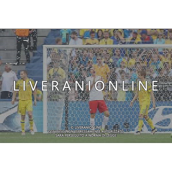 MARSYLIA 2016.06.21 MISTRZOSTWA EUROPY EURO 2016 FRANCJA PILKA NOZNA MECZ UKRAINA - POLSKA NZ ROBERT LEWANDOWSKI FOT MICHAL STAWOWIAK / FOKUSMEDIA / NEWSPIX.PL --- Newspix.pl /AGENZIA ALDO LIVERANI SAS - ITALY ONLY EDITORIAL USE ONLY Ucraina - Polonia UEFA Francia EURO 2016 Final Tournament Group Stage C Marsiglia - 21.06.2016 *** Local Caption *** www.newspix.pl mail us: info@newspix.pl call us: 0048 022 23 22 222 --- Polish Picture Agency by Ringier Axel Springer Poland