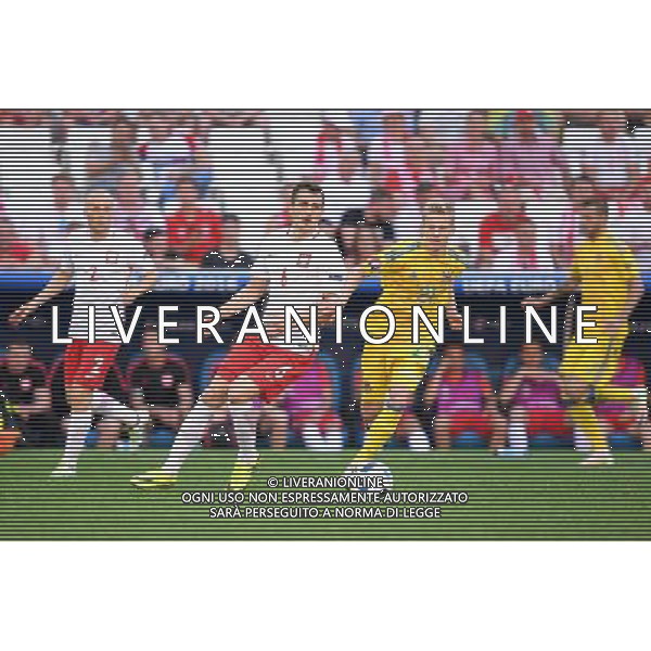 21.06.2016 MARSYLIA STADE VELODROME ( MARSEILLE FRANCE ) PILKA NOZNA ( FOOTBALL ) UEFA EURO 2016 MISTRZOSTWA EUROPY W PILCE NOZNEJ ( UEFA EURO 2016 ) GRUPA C ( GROUP C ) MECZ UKRAINA - POLSKA ( UKRAINE - POLAND ) NZ TOMASZ JODLOWIEC OLEXANDR ZINCHENKO FOTO MICHAL STANCZYK / CYFRASPORT / NEWSPIX.PL --- Newspix.pl /AGENZIA ALDO LIVERANI SAS - ITALY ONLY EDITORIAL USE ONLY Ucraina - Polonia UEFA Francia EURO 2016 Final Tournament Group Stage C Marsiglia - 21.06.2016 *** Local Caption *** www.newspix.pl mail us: info@newspix.pl call us: 0048 022 23 22 222 --- Polish Picture Agency by Ringier Axel Springer Poland