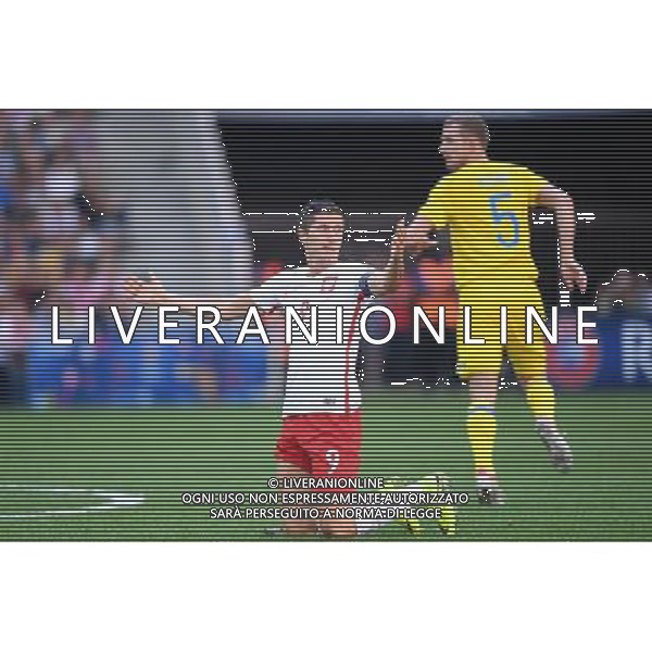 21.06.2016 MARSYLIA STADE VELODROME ( MARSEILLE FRANCE ) PILKA NOZNA ( FOOTBALL ) UEFA EURO 2016 MISTRZOSTWA EUROPY W PILCE NOZNEJ ( UEFA EURO 2016 ) GRUPA C ( GROUP C ) MECZ UKRAINA - POLSKA ( UKRAINE - POLAND ) NZ ROBERT LEWANDOWSKI ZLOSC SMUTEK PLACZ EMOCJE FOTO MICHAL STANCZYK / CYFRASPORT / NEWSPIX.PL --- Newspix.pl /AGENZIA ALDO LIVERANI SAS - ITALY ONLY EDITORIAL USE ONLY Ucraina - Polonia UEFA Francia EURO 2016 Final Tournament Group Stage C Marsiglia - 21.06.2016 *** Local Caption *** www.newspix.pl mail us: info@newspix.pl call us: 0048 022 23 22 222 --- Polish Picture Agency by Ringier Axel Springer Poland