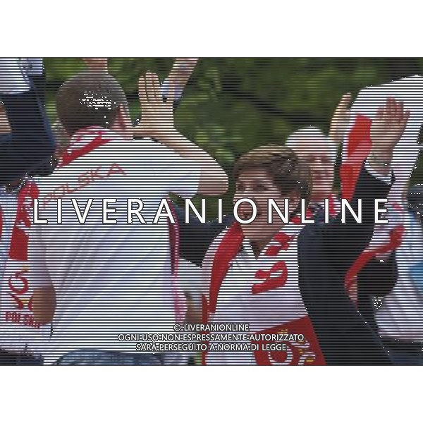 WARSZAWA 21.06.2016 PREMIER BEATA SZYDLO PODCZAS OGLADANIA MECZU UKRAINA POLSKA W RAMACH MISTRZOSTW EUROPY WE FRANCJI FOT KRZYSZTOF BURSKI/NEWSPIX /AGENZIA ALDO LIVERANI SAS - ITALY ONLY EDITORIAL USE ONLY Ucraina - Polonia UEFA Francia EURO 2016 Final Tournament Group Stage C Marsiglia - 21.06.2016