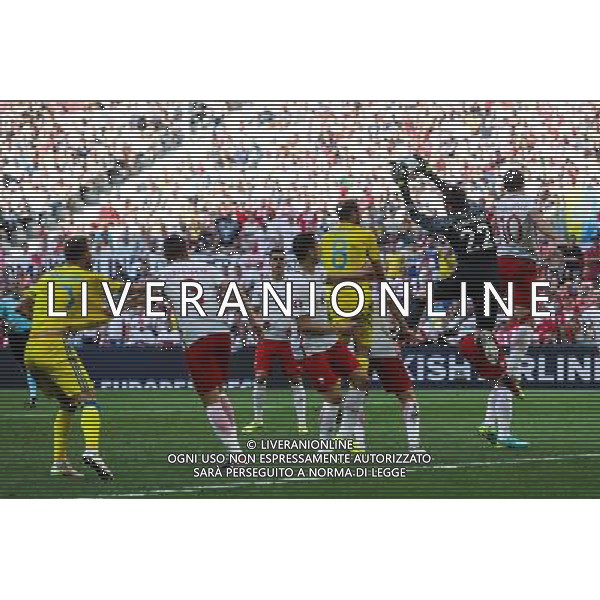 21.06.2016, Marseille, , Ukraine - Poland, European Football Championship, EURO 2016, fot. Tomasz Jastrzebowski / Foto Olimpik POLAND OUT !!!21.06.2016, Marsylia, pilka nozna, mistrzostwa Europy w pilce noznej, UEFA EURO 2016, Ukraina - Polska, Lukasz Fabianski (POL), Grzegorz Krychowiak (POL), Roman Zozulya (UKR), Ukraine - Poland, European Football Championship, fot. Tomasz Jastrzebowski / Foto Olimpik /AGENZIA ALDO LIVERANI SAS - ITALY ONLY EDITORIAL USE ONLY Ucraina - Polonia UEFA Francia EURO 2016 Final Tournament Group Stage C Marsiglia - 21.06.2016