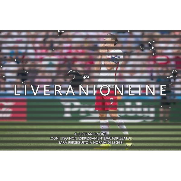 21.06.2016, Marsylia, Stade Velodrome, UEFA Euro 2016, Ukraina - Polska, Ukraine - Poland, Robert Lewandowski (Polska), fot. Lukasz Skwiot / Foto Olimpik / NEWSPIX.PL --- Newspix.pl /AGENZIA ALDO LIVERANI SAS - ITALY ONLY EDITORIAL USE ONLY Ucraina - Polonia UEFA Francia EURO 2016 Final Tournament Group Stage C Marsiglia - 21.06.2016 *** Local Caption *** www.newspix.pl mail us: info@newspix.pl call us: 0048 022 23 22 222 --- Polish Picture Agency by Ringier Axel Springer Poland