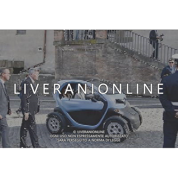 Insediamento del sindaco di Roma Virginia Raggi Roma - 23.06.2016 - nella foto: Virginia Raggi arriva con la macchina elettrica Ph.Corradetti - AG ALDO LIVERANI SAS