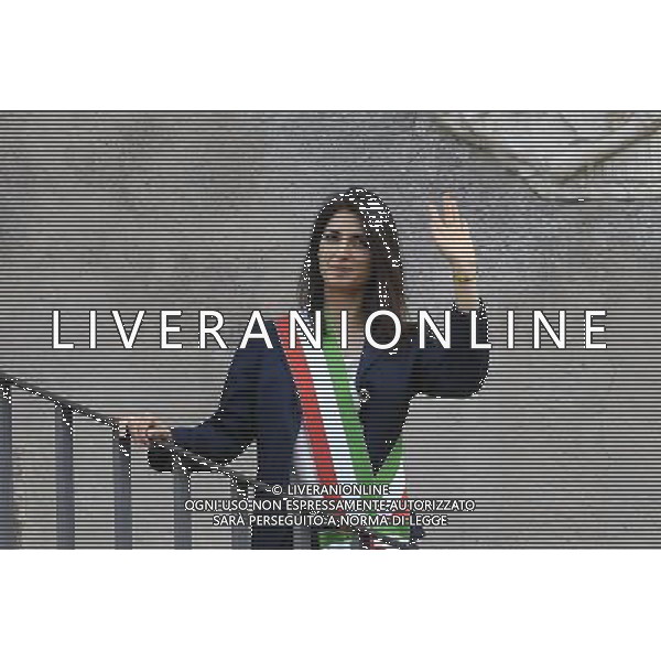Insediamento del sindaco di Roma Virginia Raggi Roma - 23.06.2016 - nella foto: Virginia Raggi saluta dalla scala del Campidoglio Ph.Corradetti - AG ALDO LIVERANI SAS
