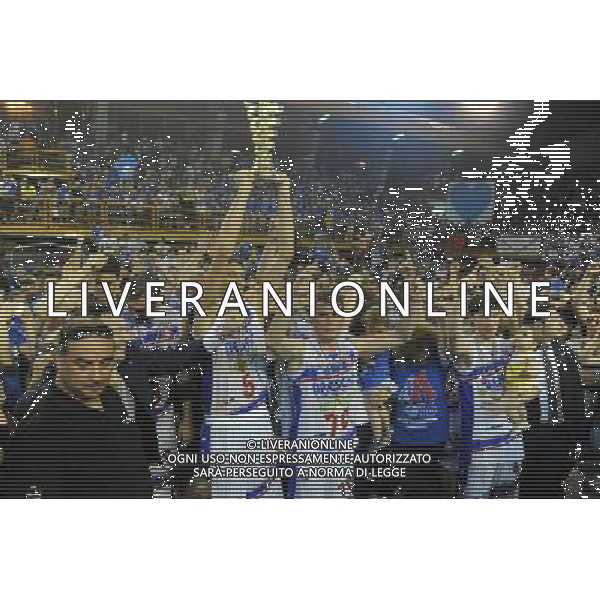 BRESCIA 24/06/2016 BASKET BRESCIA LEONESSA- FORTITUDO BOLOGNA GARA 5 NELLA FOTO ESULTANZA DEI GIOCATORI DI BRESCIA PER LA PROMOZIONE NELLA SERIE A1 FOTO OPTIMA-AG ALDO LIVERANI SAS
