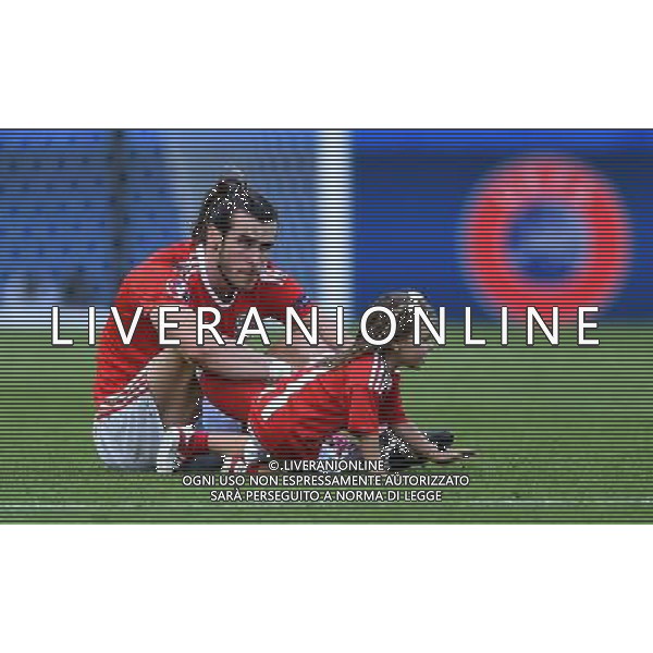 UEFA Francia EURO 2016 Final Tournament Roud of 16 Parigi - 25.06.2016 Galles-Irlanda del Nord Nella Foto:bale festeggia con la figlia /Ph.Vitez-Ag. Aldo Liverani