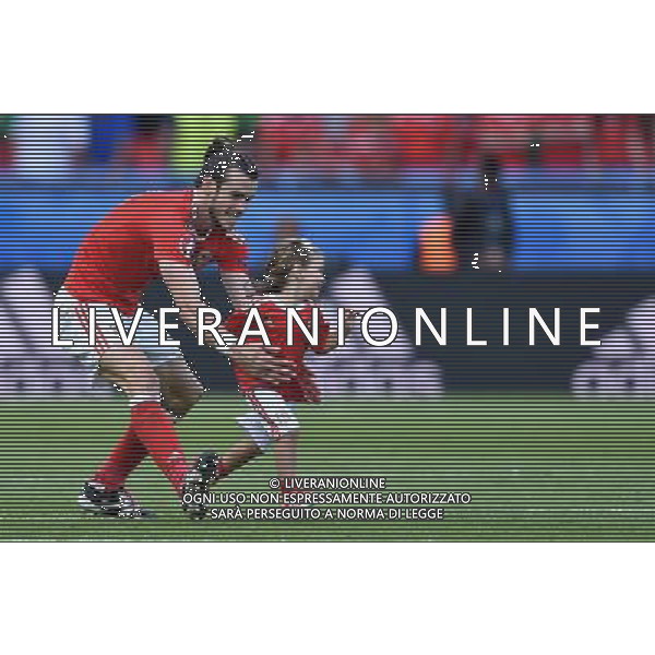 UEFA Francia EURO 2016 Final Tournament Roud of 16 Parigi - 25.06.2016 Galles-Irlanda del Nord Nella Foto:bale festeggia con la figlia /Ph.Vitez-Ag. Aldo Liverani