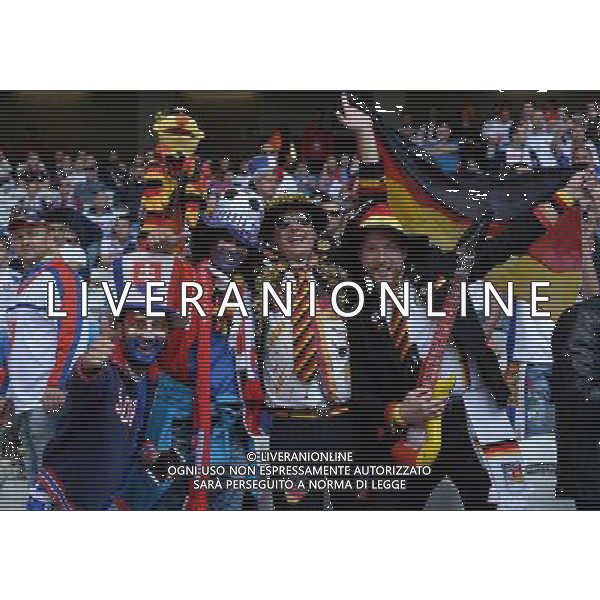 UEFA Francia EURO 2016 Final Tournament Round of 16 Lille - 26.06.2016 Germania-Slovacchia Nella Foto:tifosi germania con i tifosi slovacchia /Ph.Vitez-Ag. Aldo Liverani