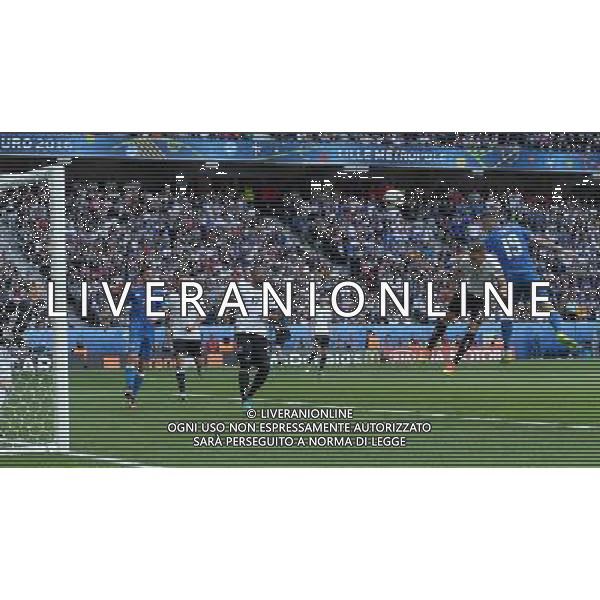 UEFA Francia EURO 2016 Final Tournament Round of 16 Lille - 26.06.2016 Germania-Slovacchia Nella Foto:occasione kucka parata da neuer /Ph.Vitez-Ag. Aldo Liverani
