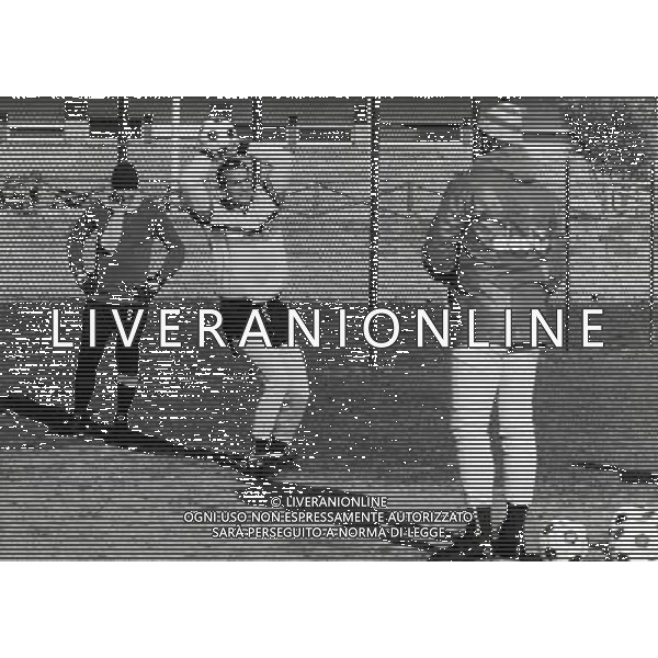 RETROSPETTIVA FRANCO TANCREDI CALCIATORE NELLA FOTO FRANCO TANCREDI CON LA MAGLIA DELLA ROMA DAVANTI FRANCO SUPERCHI E NILS LIEDHOLM AG ALDO LIVERANI SAS