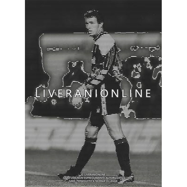 RETROSPETTIVA FRANCO TANCREDI CALCIATORE NELLA FOTO FRANCO TANCREDI CON LA MAGLIA DEL TORINO AG ALDO LIVERANI SAS