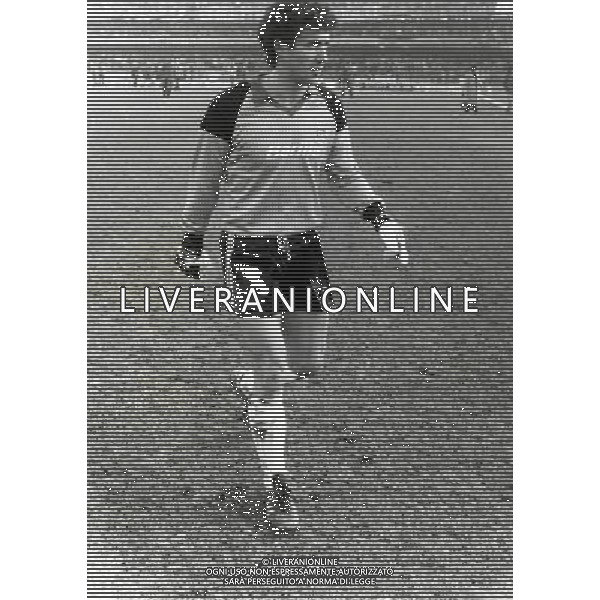 RETROSPETTIVA FRANCO TANCREDI CALCIATORE NELLA FOTO FRANCO TANCREDI CON LA MAGLIA DELLA ROMA AG ALDO LIVERANI SAS