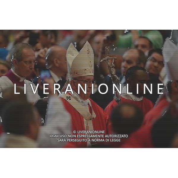 Santa Messa e Benedizione dei Palli Citta\' del Vaticano 29.06.2016 - Basilica San Pietro - nella foto: Papa Francesco / Ph. Corradetti - AG ALDO LIVERANI SAS/ AGENZIA ALDO LIVERANI SAS