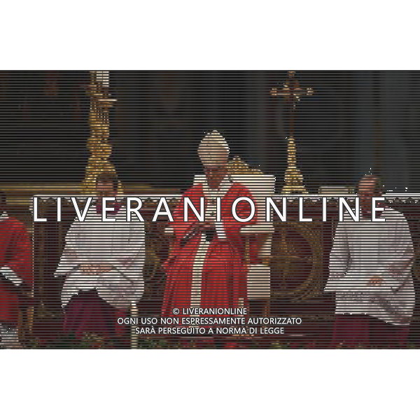 Santa Messa e Benedizione dei Palli Citta\' del Vaticano 29.06.2016 - Basilica San Pietro - nella foto: Papa Francesco / Ph. Corradetti - AG ALDO LIVERANI SAS/ AGENZIA ALDO LIVERANI SAS