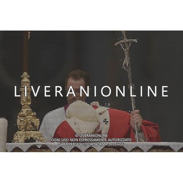 Santa Messa e Benedizione dei Palli - Citta\' del Vaticano 29.06.2016 - Basilica San Pietro - nella foto: Papa Francesco / Ph. Corradetti - AG ALDO LIVERANI SAS/ AGENZIA ALDO LIVERANI SAS