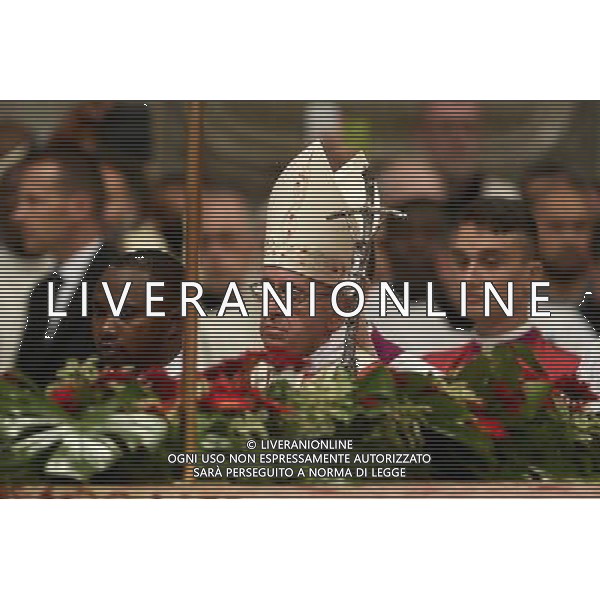 Santa Messa e Benedizione dei Palli - Citta\' del Vaticano 29.06.2016 - Basilica San Pietro - nella foto: Papa Francesco / Ph. Corradetti - AG ALDO LIVERANI SAS/ AGENZIA ALDO LIVERANI SAS